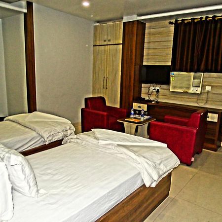 Hotel Garv Residencia Gaya Buitenkant foto