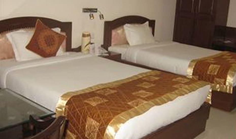 Hotel Garv Residencia Gaya Buitenkant foto